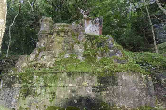 Guipúzcoa - San Sebastián 104 - Monte Urgull - fortificaciones antiguas.jpg